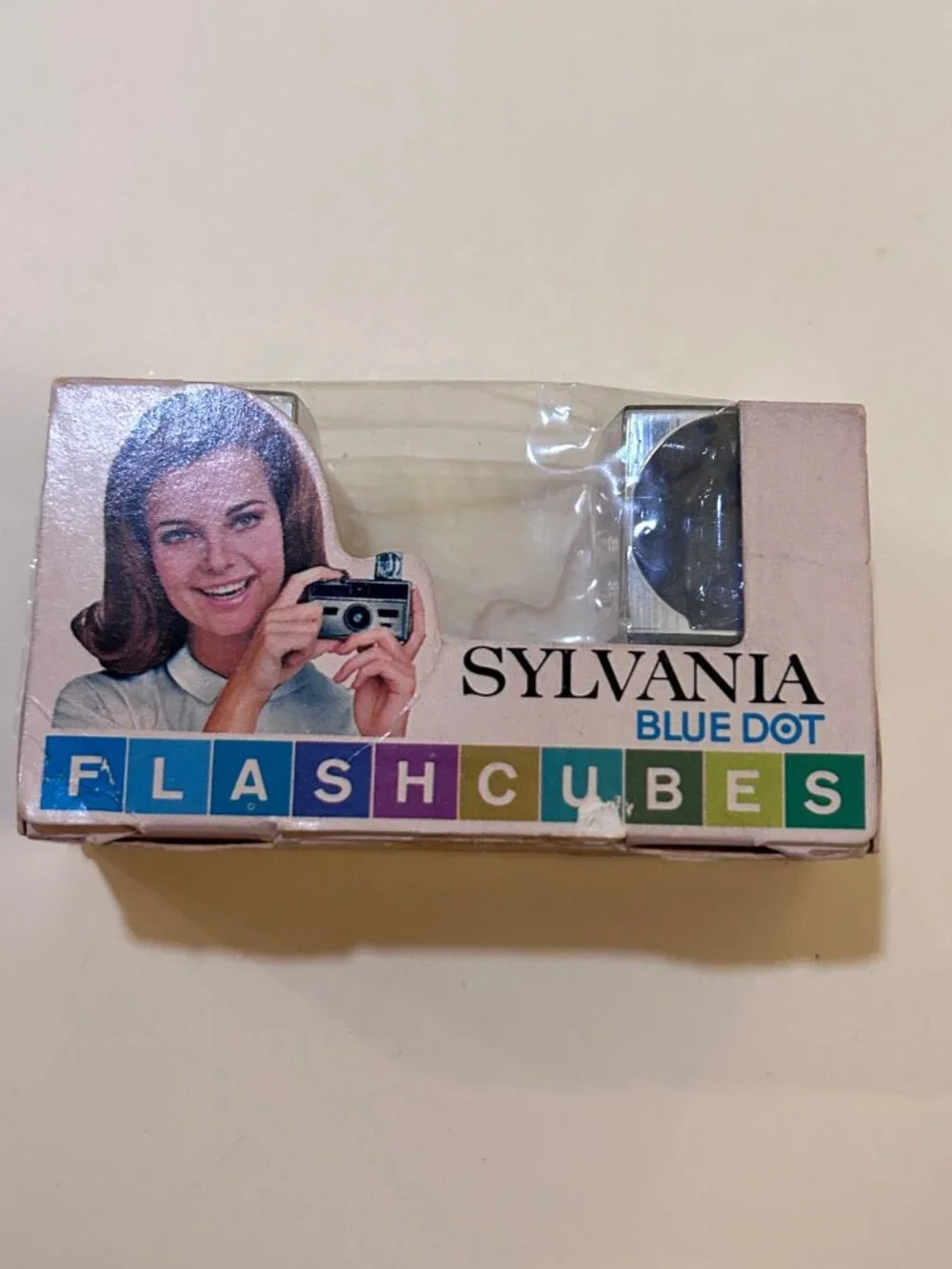 Vintage Sylvania Blue Dot Flash Cube